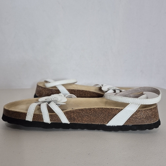 Betula by Birkenstock Quito White Floral Sandals - Size 7 - 7.5 - Picture 3 of 15